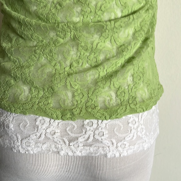 Woman’s green white tank top size medium only hearts - Picture 5 of 6